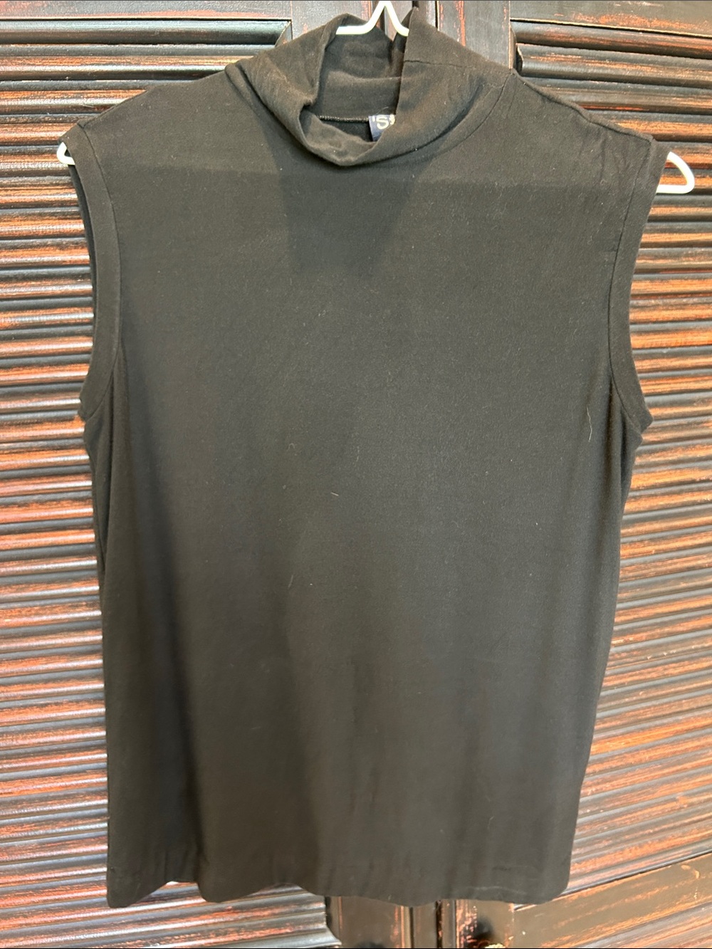 MaxMara Black Sleeveless Turtleneck Tank